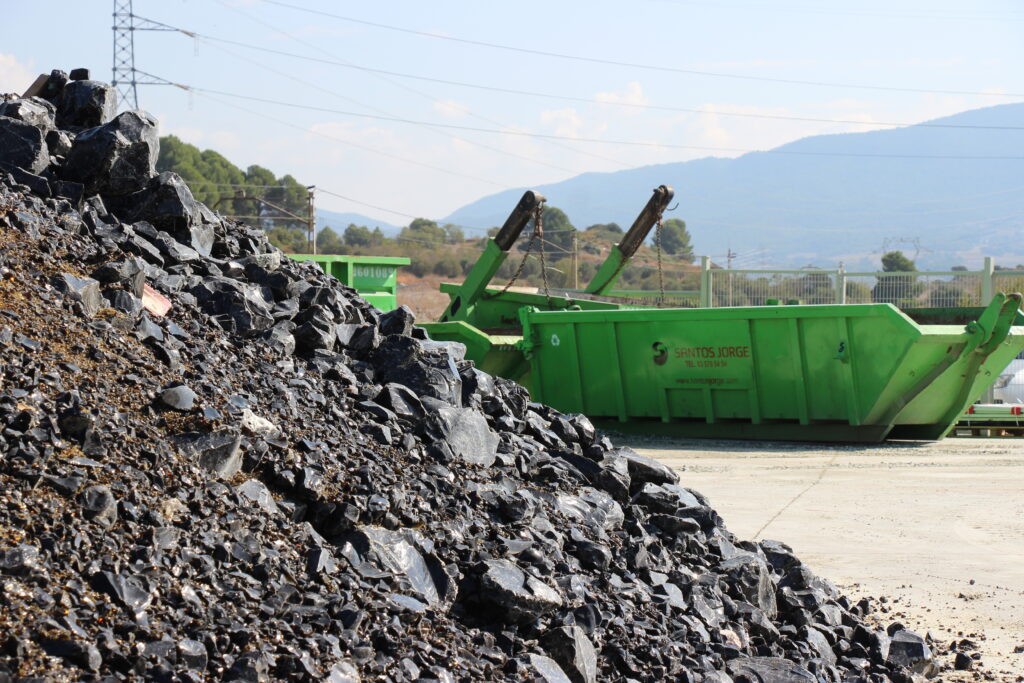 ¿Qué ocurre con los residuos industriales una vez se recogen?